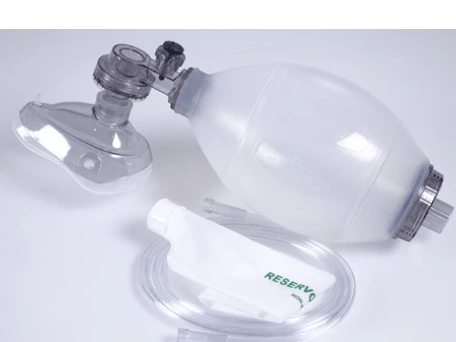 Darurat Bencana Sumatera: Analisis Mendalam Banjir, Operasi Penyelamatan, dan Urgensi Kesiapan Alat Medis 5 image 7 edited 1