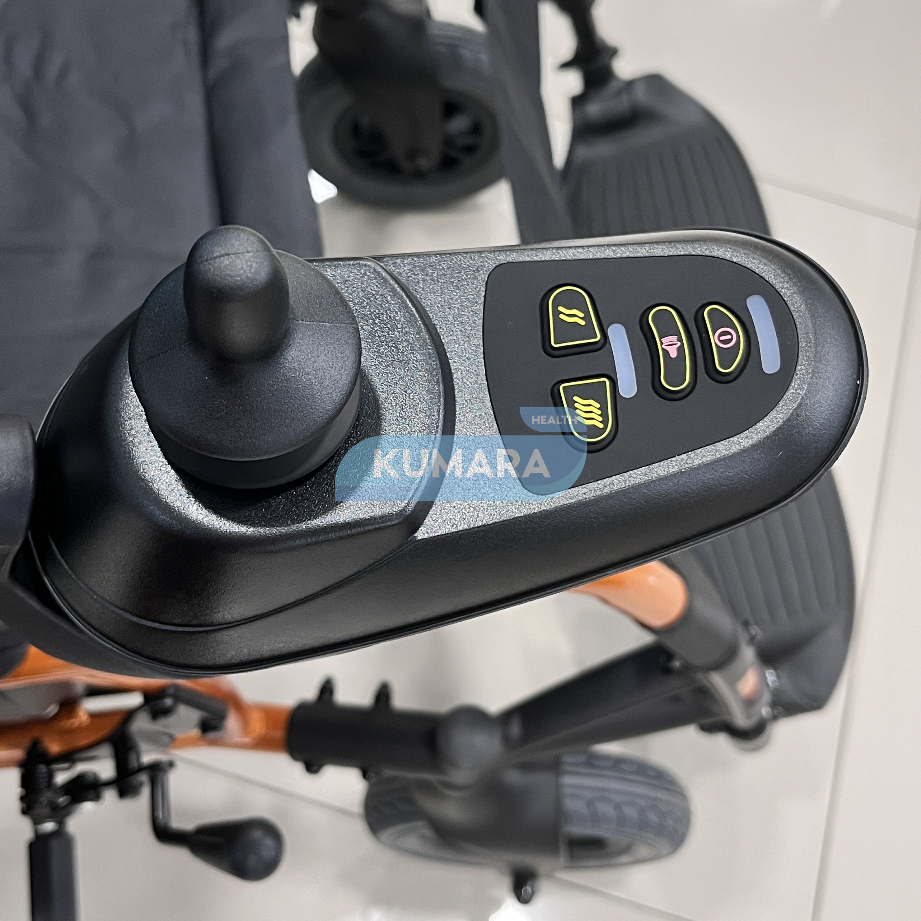YUWELL - Kursi Roda Lipat Elektrik Roda Besar D130AL 5 YUWELL - Kursi Roda Lipat Elektrik Roda Besar D130AL - Image 5