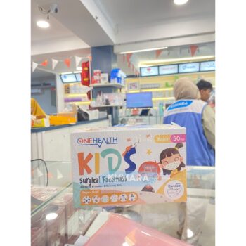 ONEHEALTH - Masker Anak Surgical 3 Ply / Kids Mask Surgical Box 5 ginee 20260106161626157 7622105452